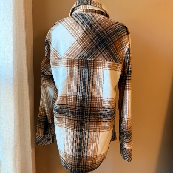 Thread and Supply Shacket (Shirt/Jacket) - Picture 3 of 5